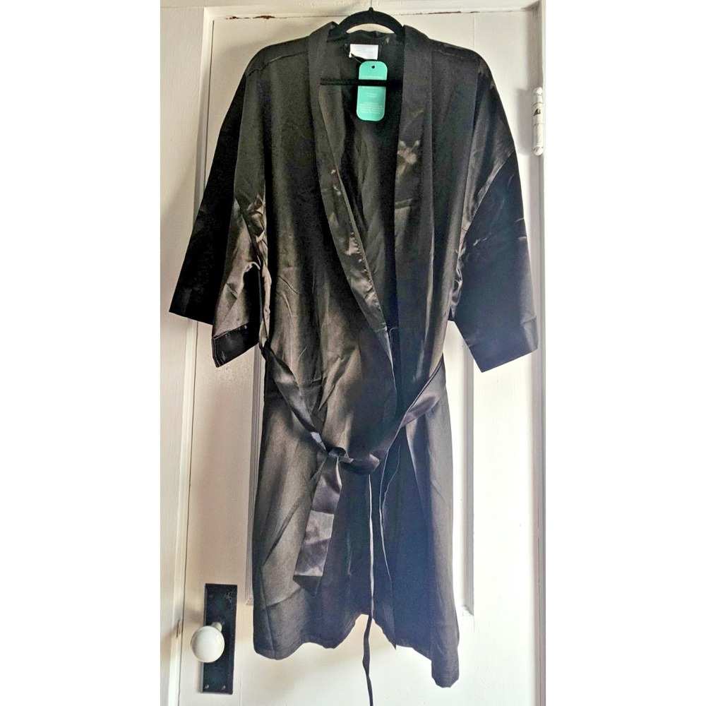 NWT Turquaz woman XXL satin silky kimono robe black